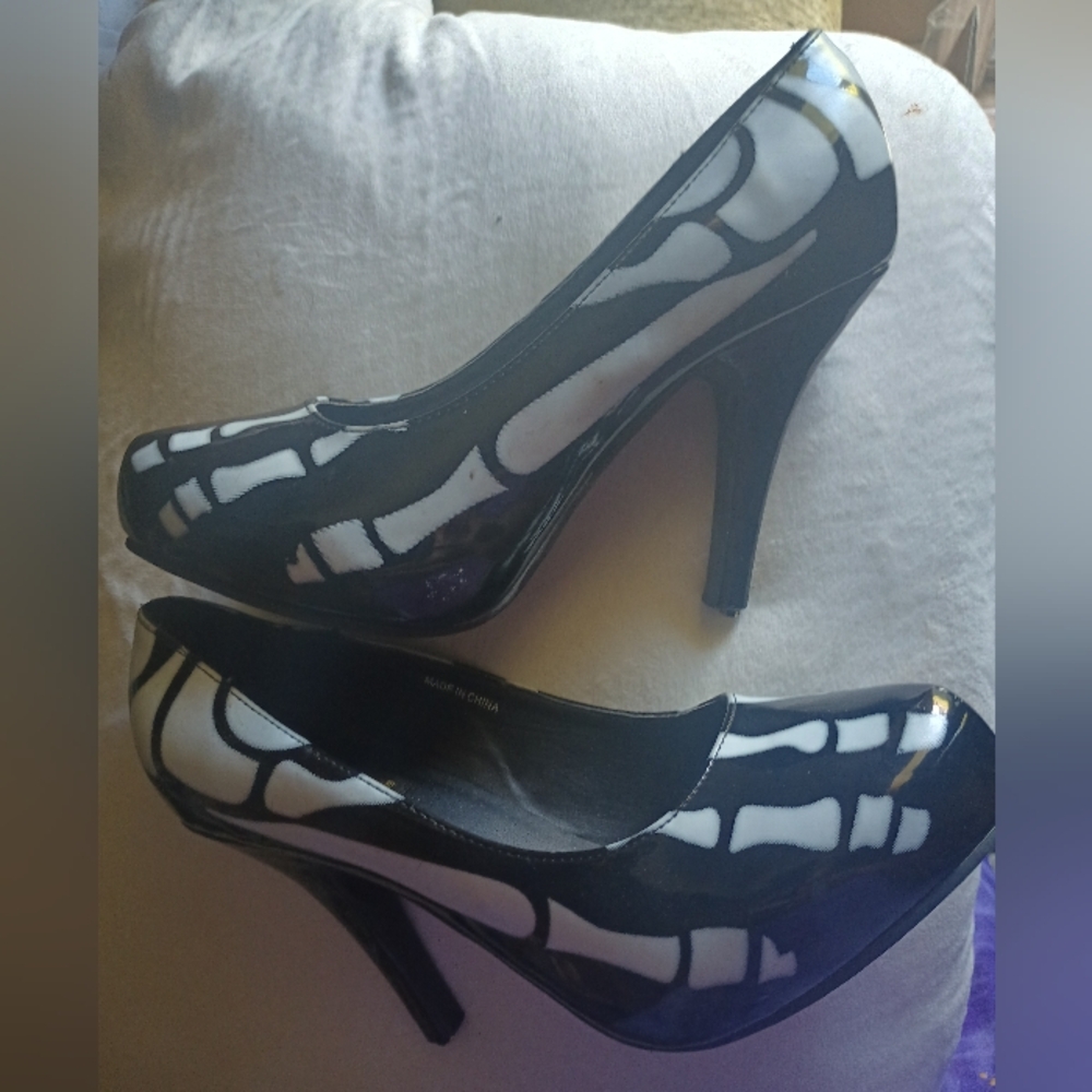 Spirit Skeleton Heels